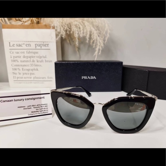 Prada sunglass